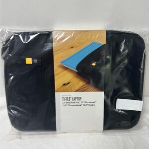 New Case Logic 10-11.6" Netbook Sleeve - LAPS111 Black